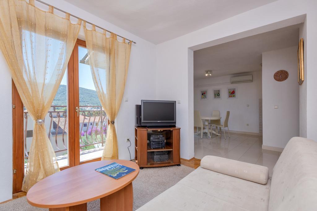 Mi Apartment Stari Grad  Bagian luar foto