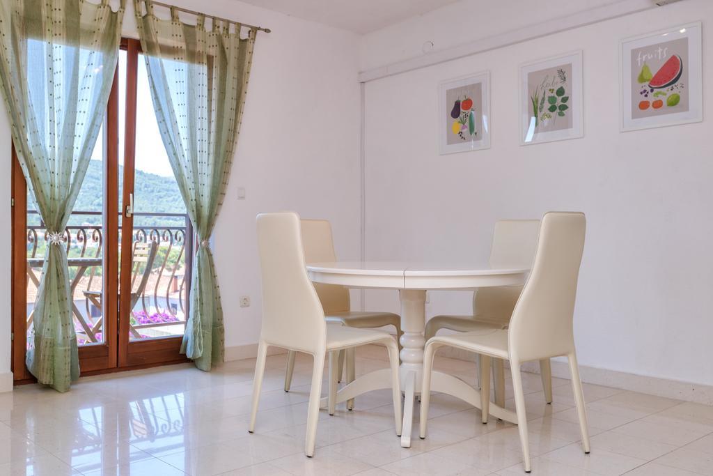 Mi Apartment Stari Grad  Bagian luar foto