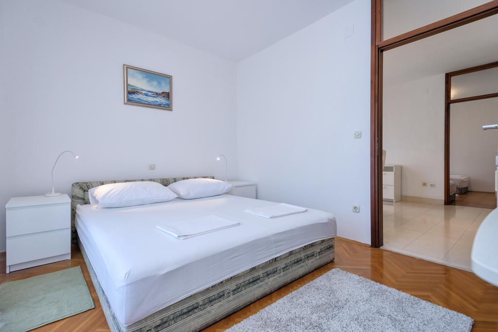 Mi Apartment Stari Grad  Bagian luar foto